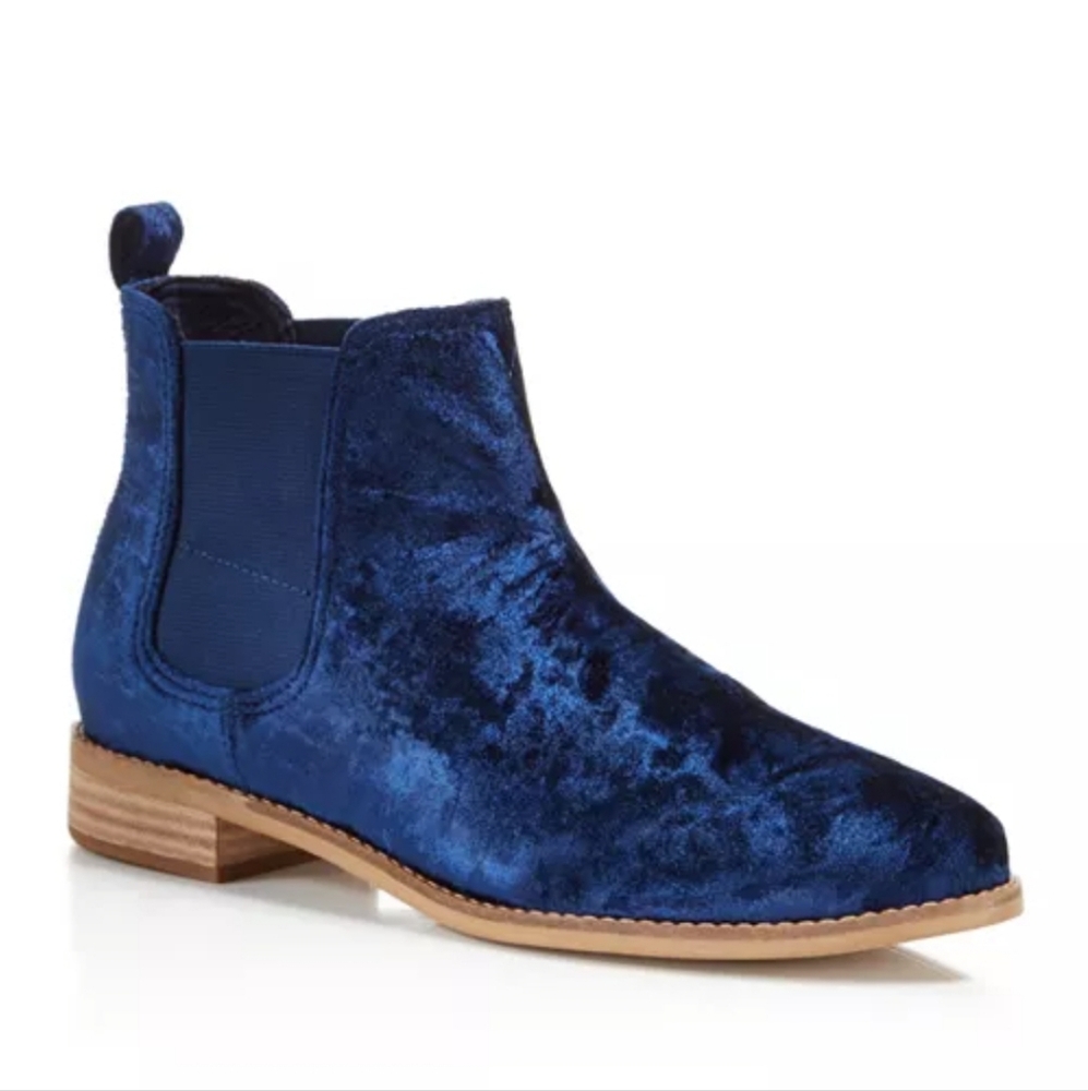 NWT Toms | Ella Chelsea Ankle Boots